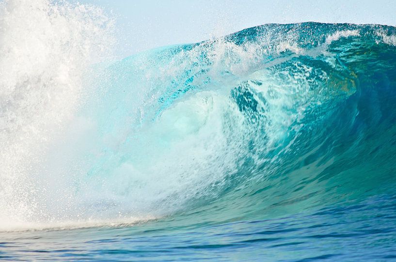 Surf-Welle in der Brandung im Pazifik von iPics Photography