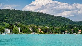 Uitzicht over de Woerthersee