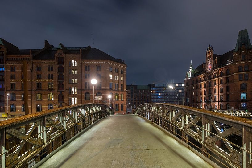 Bridge to Speicherstadt by Sergej Nickel
