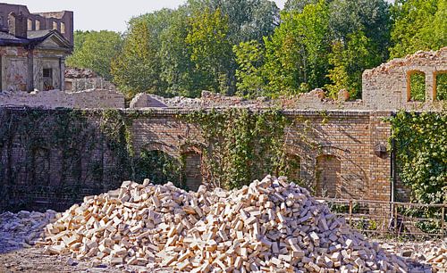 Sloop van het opslaggebouw van het complex Böllberger Mühle in Halle