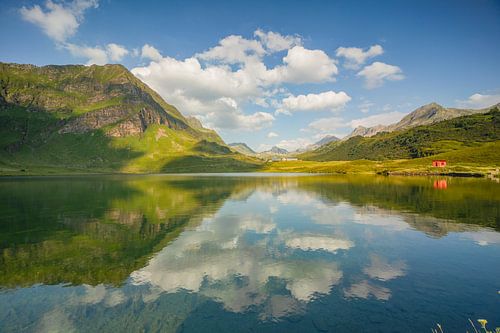 Alpenbergmeer Lago Cadagno in Val Piora Ticino Zwitserland