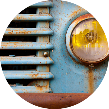 Oude roestige Renault