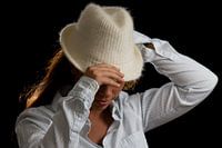 Vrouw met hoed