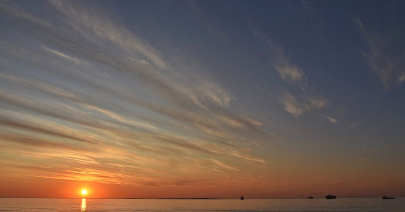ein wunderschöner Sonnenuntergang vom Blouberg Strand aus von Werner Lehmann
