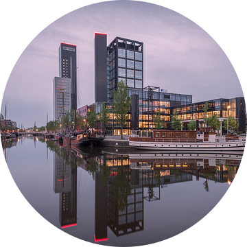 Leeuwarden Skyline Avero aan de Westersingel van Kevin Boelhouwer