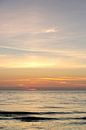 Zonsondergang of zonsopgang, met diepe pastelkleuren, op het strand van Karijn | Fine art Natuur en Reis Fotografie thumbnail