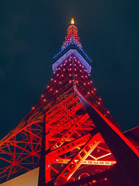 Tokyo Tower by Hello Pompoyo