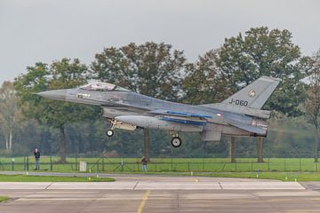 Koninklijke Luchtmacht F-16 Fighting Falcon (J-060). van Jaap van den Berg