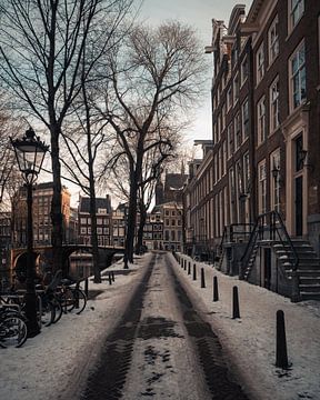Leidsegracht in de winter #1 (cool edit) van Roger Janssen