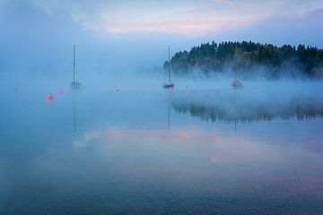 Herbstmorgen am See von Martin Wasilewski