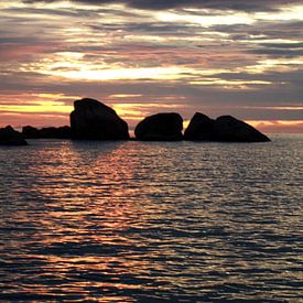 Similan Islands sunset van Annasus Nenolas