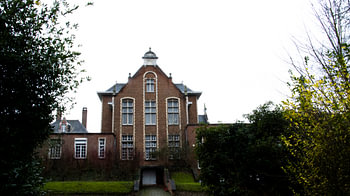 Belgian Psychiatry (L'asile de l'horreur)