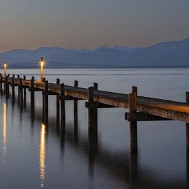 Chiemsee ontwaken - licht, stilte, vrede van Walter G. Allgöwer