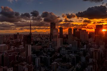 Sunset dance in Tokyo Japan by Milad Hussin