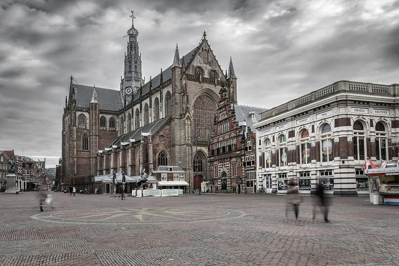 Die St.-Bavo-Kirche und der Marktplatz in Haarlem zur Krönungszeit von Jefra Creations