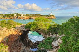Steinbogen in Portocolom auf Mallorca