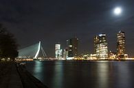 Rotterdam bij nacht van Rogier Vermeulen thumbnail