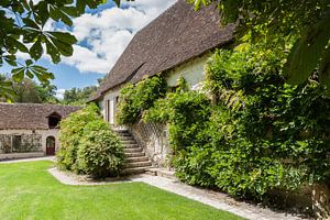 Typisch malerisches, romantisches französisches Bauernhaus aus dem 16.