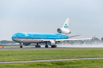 McDonnell Douglas MD-11 of KLM, the PH-KCE. by Jaap van den Berg