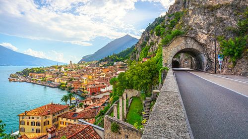 Ingang van de verkeerstunnel richting Limone sul Garda aan het Gardameer
