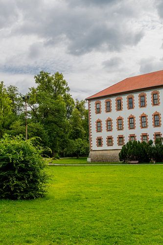 Paysage de parc à couper le souffle au château d'Elisabethenburg