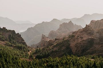 Schichtungen in den Bergen | Gran Canaria, Spanien von Yvette Baur