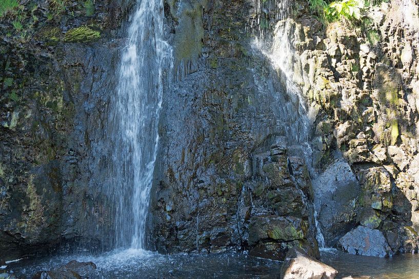 At the foot of the Black Cuillins near Glenbrittle are the Fairy Pools by Babetts Bildergalerie