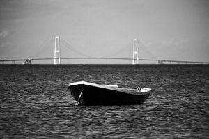 Storebælt-Brücke mit Boot