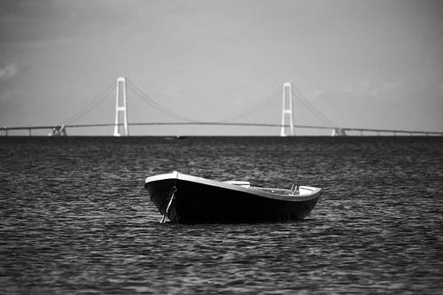 Storebælt-Brücke mit Boot