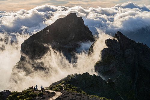 Wolken op de Pico do Areeiro Madeira