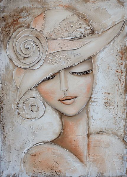 Portrait of a lady wearing a hat by Studio Allee
