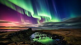 Nordlichter am Himmel mit Meer