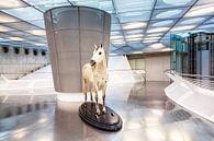 Entree Mercedes-Benz museum in Stuttgart, in Duitsland van Evert Jan Luchies thumbnail