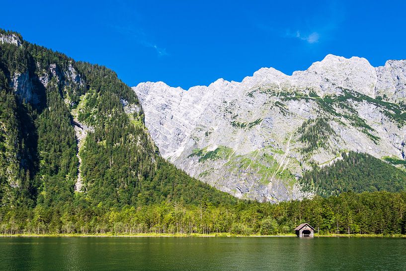 Uitzicht op de Königssee in het Berchtesgadener Land van Rico Ködder