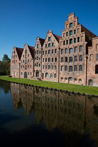 Pakhuizen in oude stad  Lübeck in Duitsland