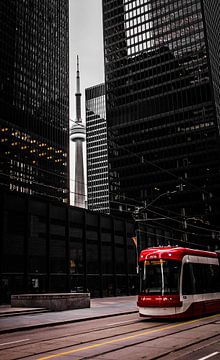 Financial District Toronto met CN Tower van Madelon Thijs