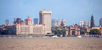 Mombai van Alex Hiemstra thumbnail