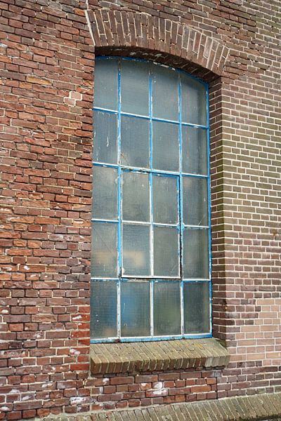 Fenster eines alten Lagerschuppens von Jeffry Clemens