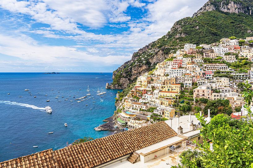 Uitzicht op Positano aan de Amalfikust in Italië van Rico Ködder