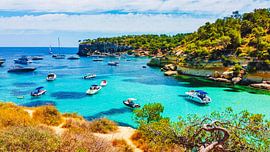 Mallorca strand met boten
