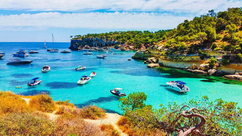 Mallorca beach with boats by Mustafa Kurnaz