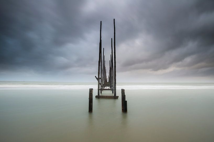 Holzkonstruktionen im Wattenmeer von Beschermingswerk voor aan uw muur