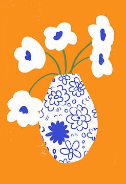 Hollands stilleven met een vaas en bloemen in Delfts blauw en oranje van Milky Fine Art