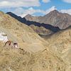 Kloster und Landschaft im Hochland von Ladakh von Walter G. Allgöwer