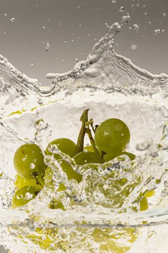 Grapes fall into the water 1