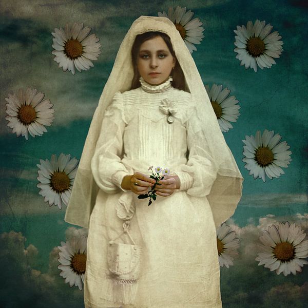 Vintage Beauty with Daisies by Yvonne Zeldenthuis