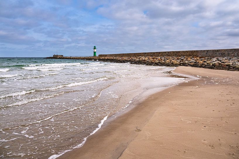 Jetée sur la côte de la mer Baltique à Warnemünde par Rico Ködder