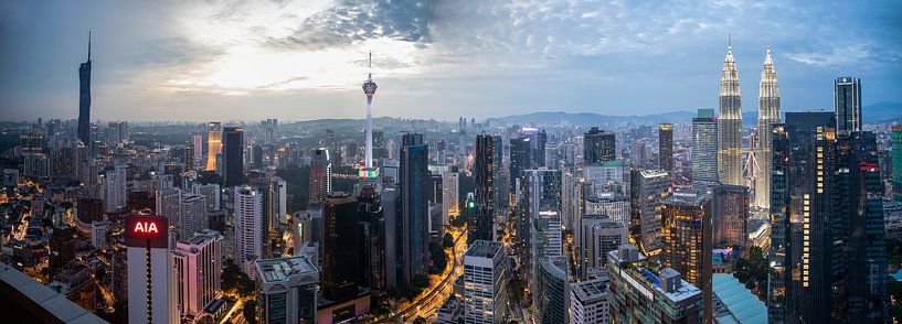 Skyline of Kuala Lumpur. by Floyd Angenent