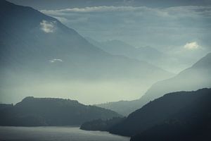 Blick auf den Comer See bei Musso in Italien.