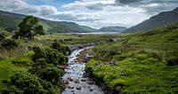 Iers landschap met riviertje van AwesomePics thumbnail
